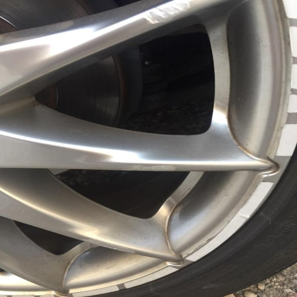 Poškrábání pneumatiky osvěžovač vodotěsný lak renovace náboje kola opravné pero sprej barva štětec