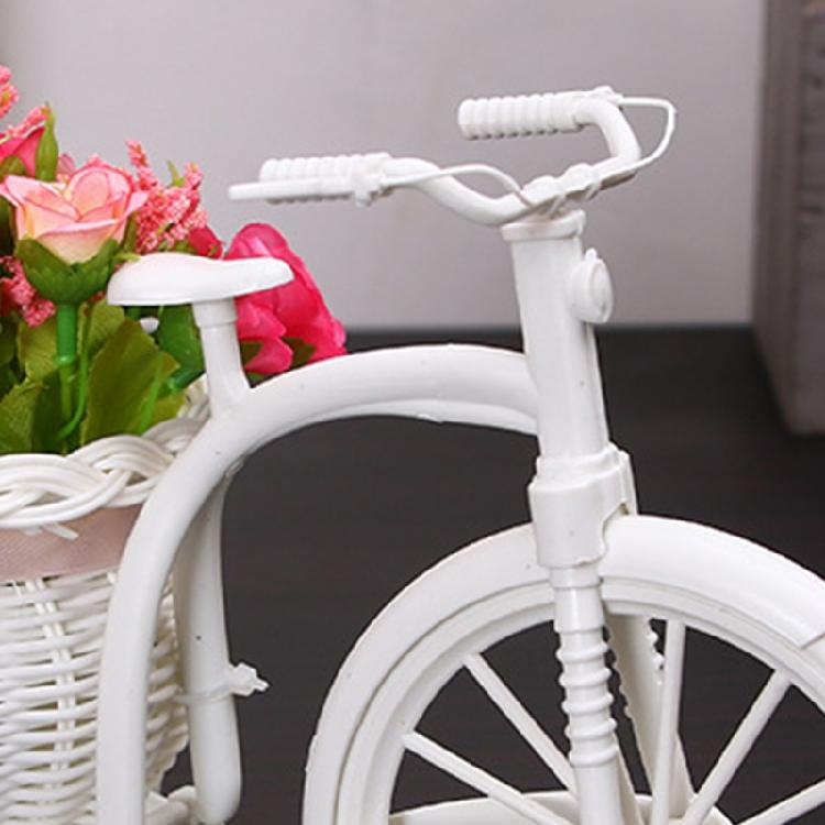 Romantic Bicycle Decoration Nostalgic Rattan Tricycle Garden Photo Prop Ornament