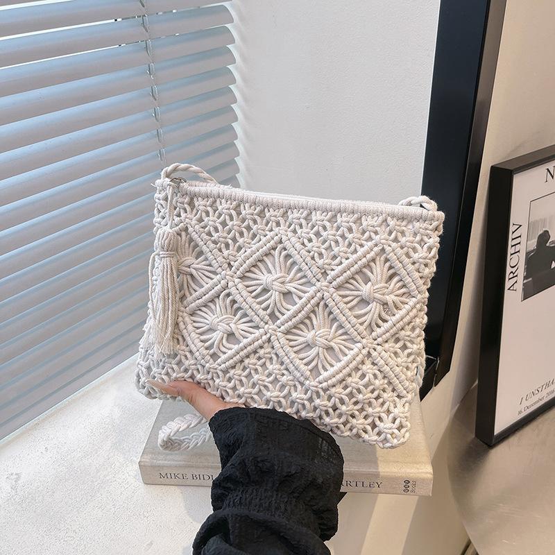 

Bohemian bag women s new fashion woven bag seaside vacation beach messenger bag off білий колір