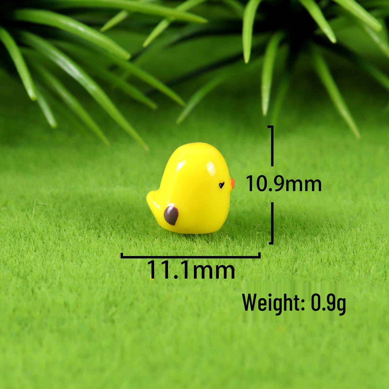 

Creative Chicken Coop Ornaments: Cute Cartoon Chick Micro Landscape Decorations & DIY Accessories