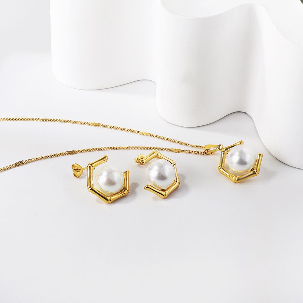 Vintage Pearl Necklace Earrings Set Gift Box Elegant Drop Pendant Jewelry For Women