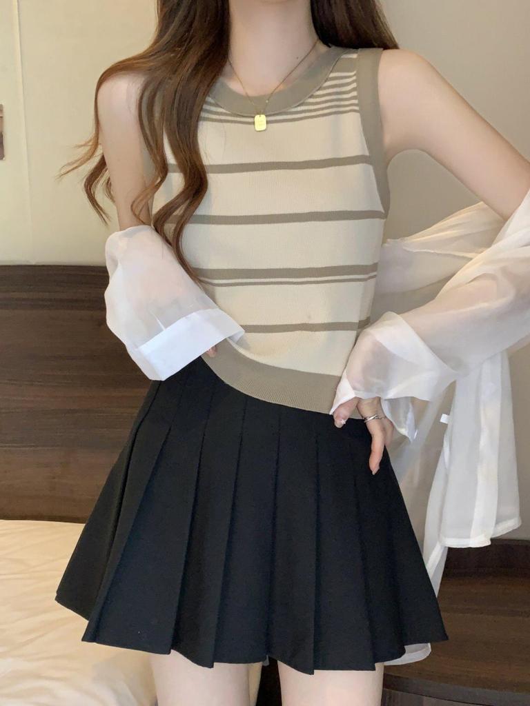 Women's French Retro Striped Knitted Tank Top - Color Block Sleeveless Base Shirt