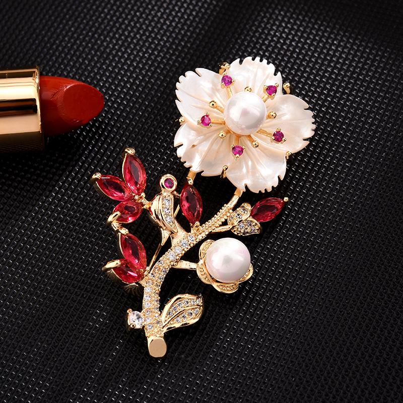 Winter New Design Flower and Plant Brooch Series Women's Luxury Brooch Fashion Personality Elegant Accessories