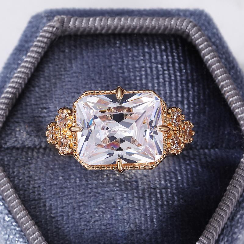 Huitan Gorgeous Gold Color Color Bridal Marriage Rings Brilliant Crystalline Zircon Crystal Women Fashionable Jewelry Engagement Bridal Bridal Rings