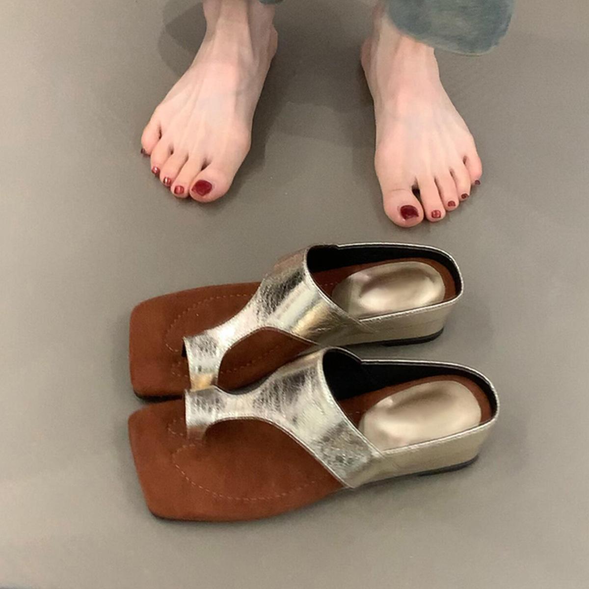 

Ретро набор шлепанцев с квадратным носком, женские универсальные, на одной педали, для улицы, с открытым носком, темпераментные, повседневные сандалии 35 золотой