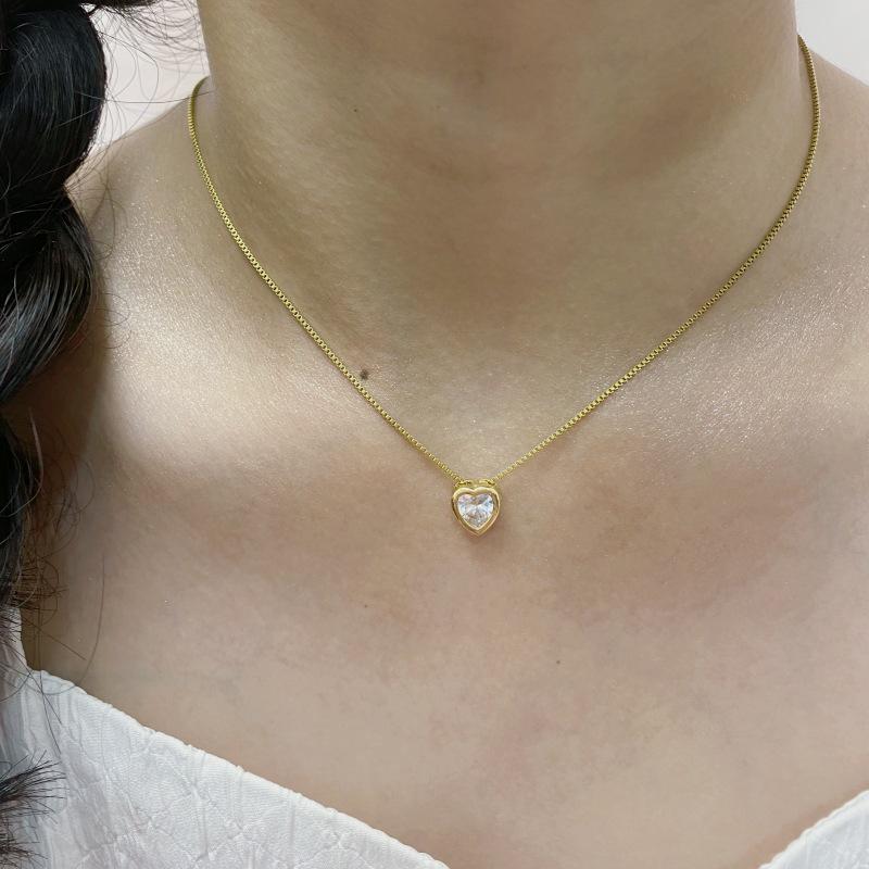

Durable, Waterproof Women s Minimalist Clavicle Chain - Trendy Ins Style Necklace