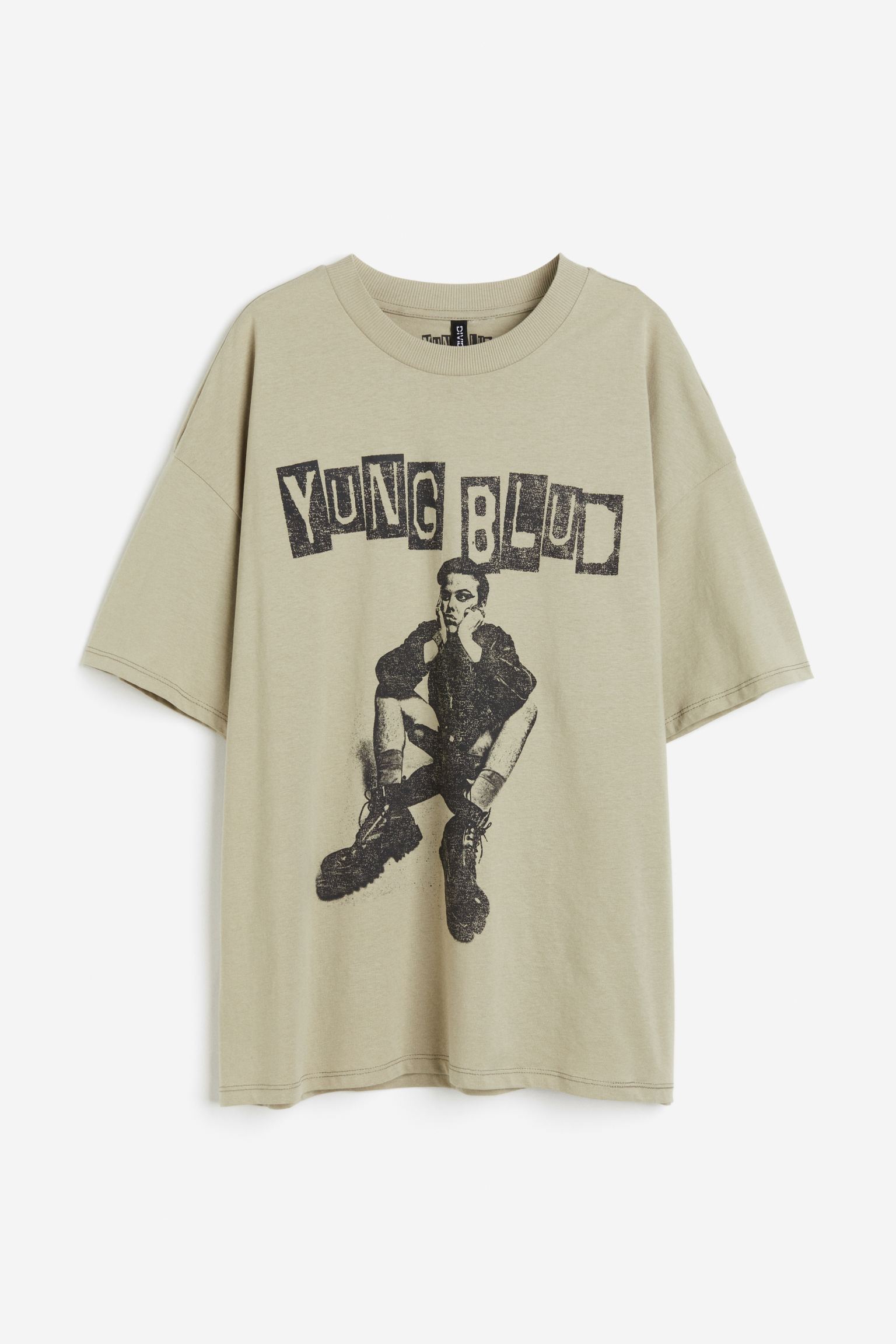 

Футболка оверсайз с принтом