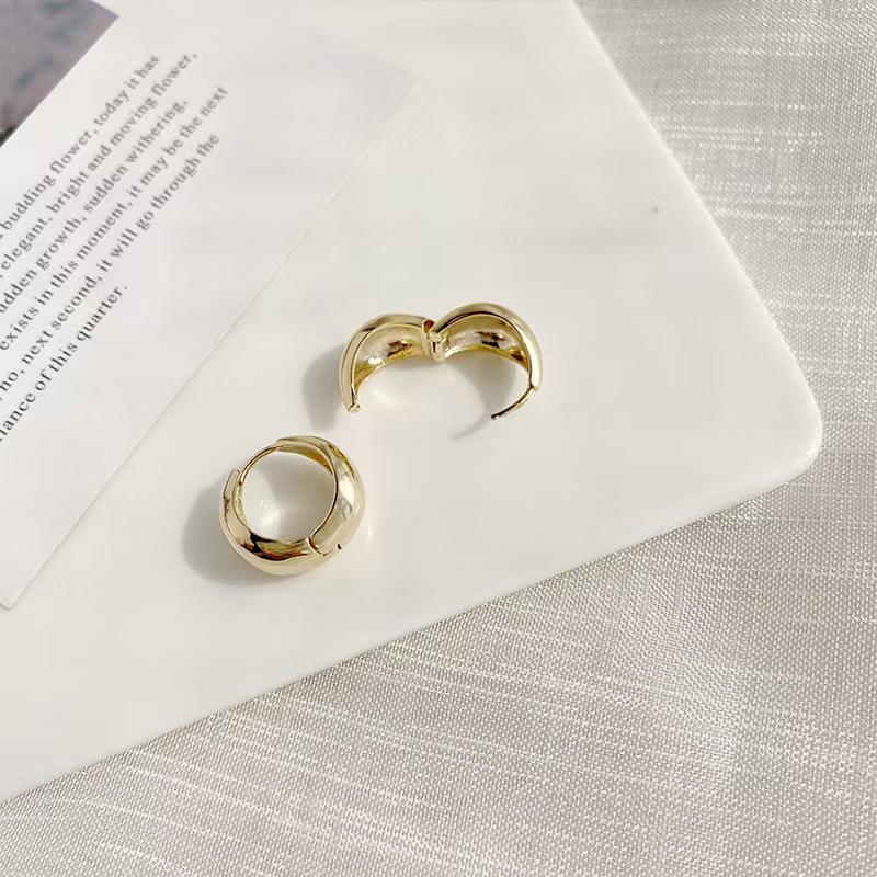 

Элегантные серьги-кольца из стерлингового серебра в форме капли воды - Гладкие, трендовые серьги-подвески с нишевым дизайном