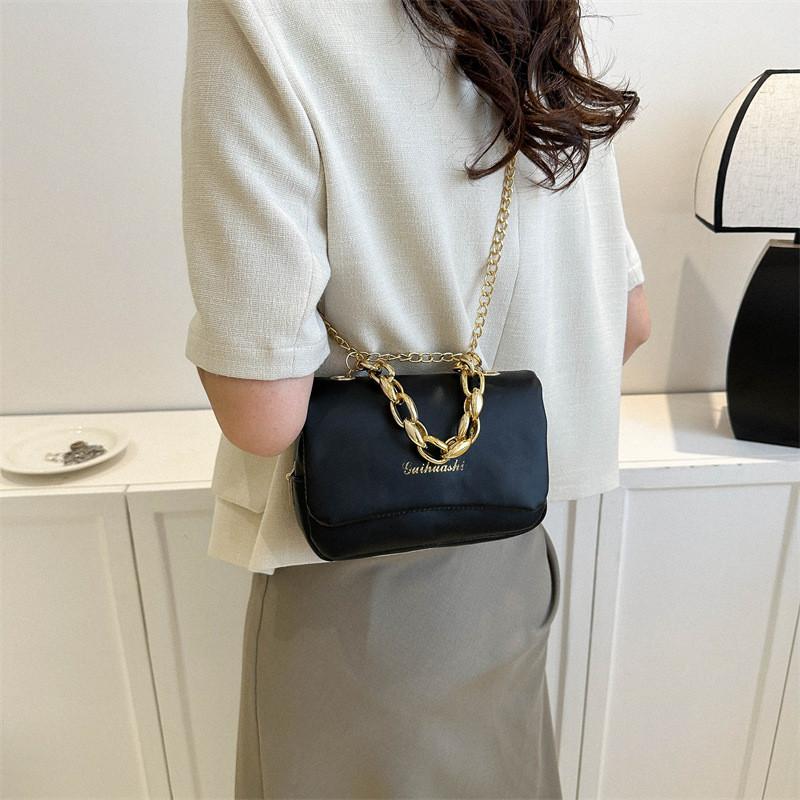 Stylish Vintage Chain Bag For Women Trendy Small Square Crossbody Handbag Options