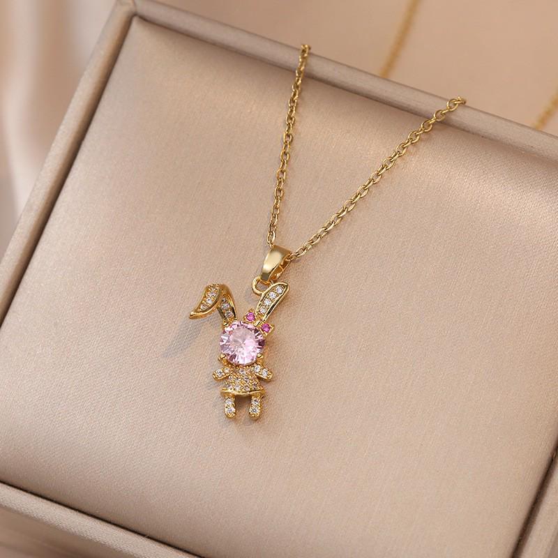 Women's Fashion Heart Pendant Necklace - Elegant, Simple Design, Versatile Clavicle Chain Jewelry