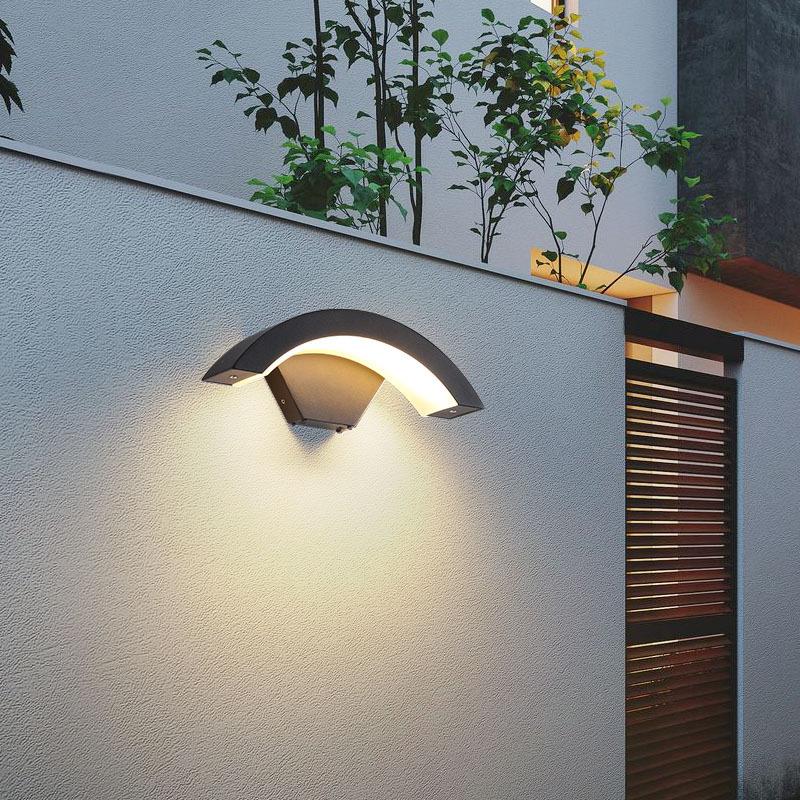 Waterproof LED Outdoor Wall Lamp for Garden, Courtyard, Villa, and Balcony