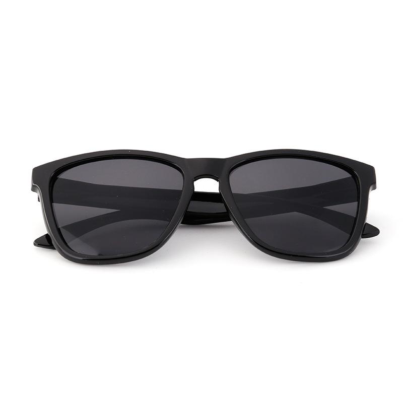 Fashion Retro Square Large Frame Sunglasses Women Minimalist UV Protection Stylish Glasses