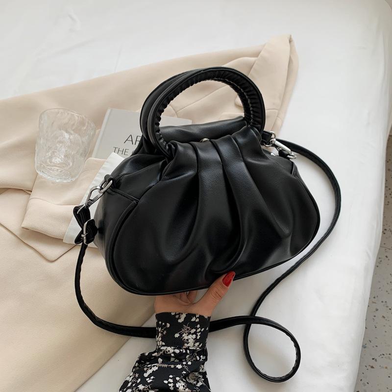 A Versatile Retro Solid-color Cloud Pleated Bag A Single-shoulder Crossbody Bag Under The Armpit