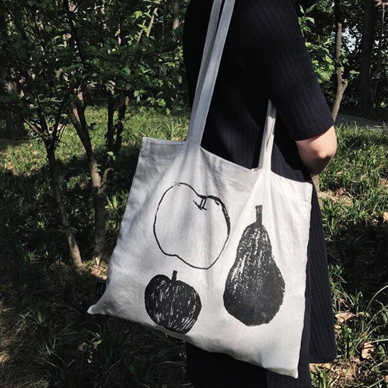 

South Korean Niche Brand Ins Same Still Life Fruit Print Shoulder Bag Thin Grey Cloth Single Environmental Protection