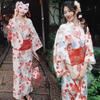 Dámské japonské kimono a yukata šaty pro formální fotografování