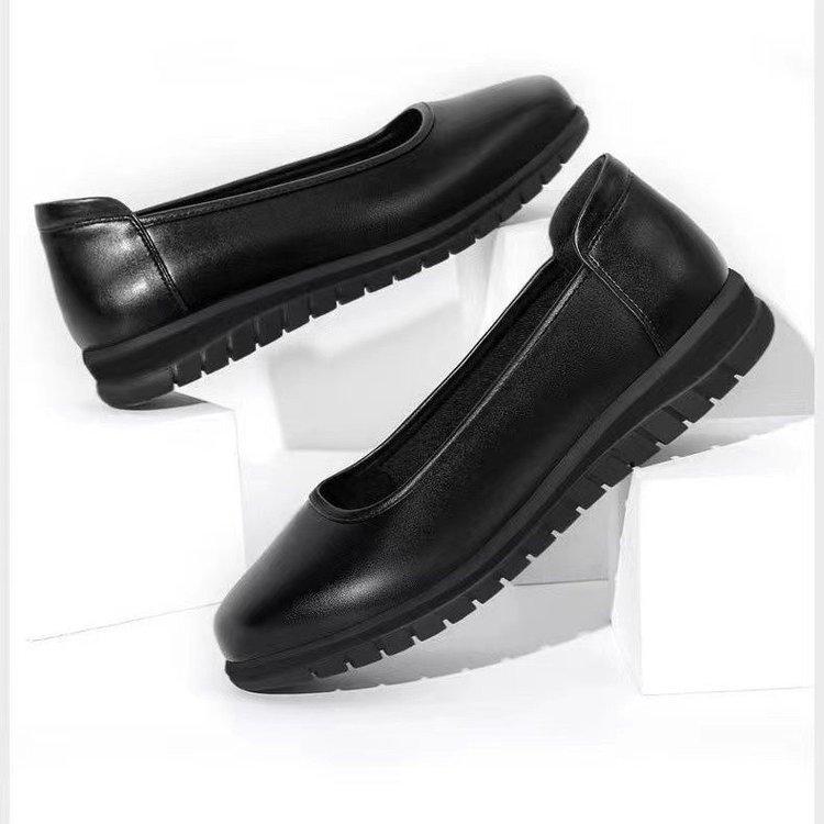 Work Shoes Women's Single Shoes Soft Sole Non-slip Round Head Hotel Work Shoes Middle-aged and Elderly Mother Grandma Women Flat Leather Shoes