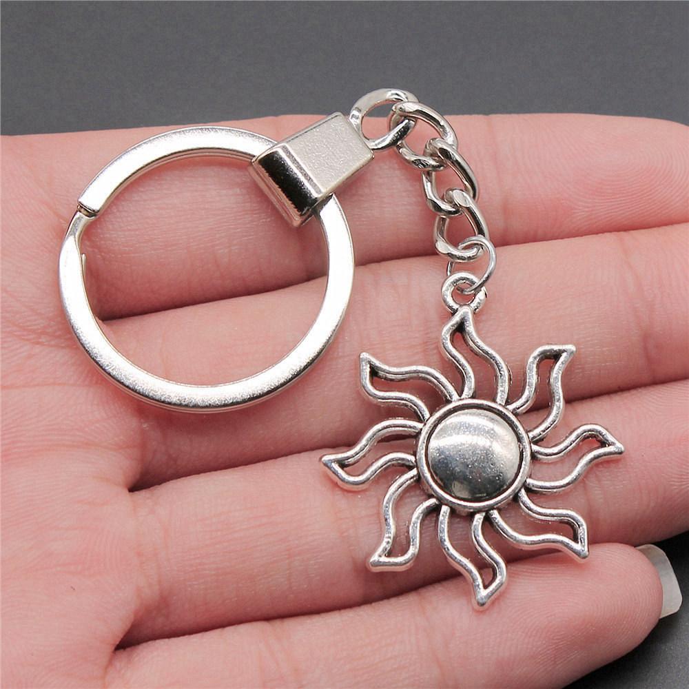 30mm Keychains Sun Moon Pentagram Vintage Jewelry Supplies QY047