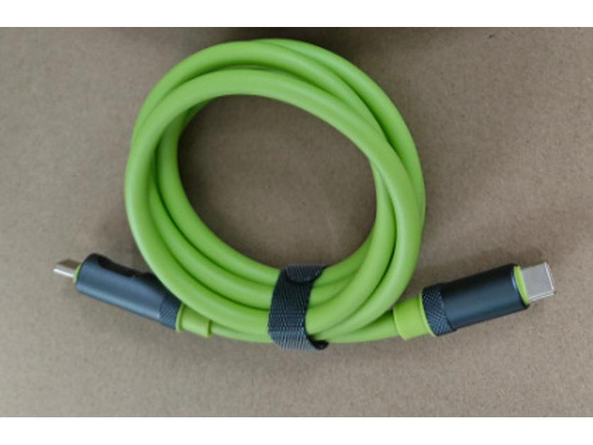 240W Super Fast Charging Type-C Cable with Smart Digital Display for Apple, Huawei, Honor