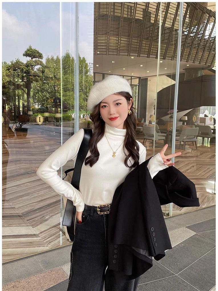Women's Autumn/Winter 2024 Thick Velvet Half-High Collar Slim Fit Long-Sleeve Top