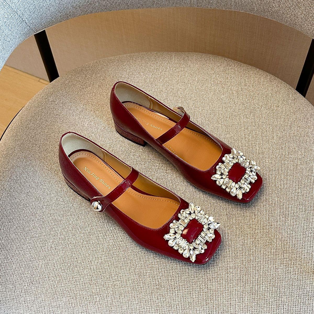 

2123-6 French temperament square head rhinestone shallow mouth single shoes female autumn new fairy style low heel Mary Jane shoes female 40 бордовый