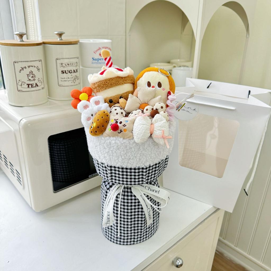 New Year's Ice Cream Doll Bouquet Finished Creative Doll Hand Bouquet To Send Relatives and Friends Finished Souvenir