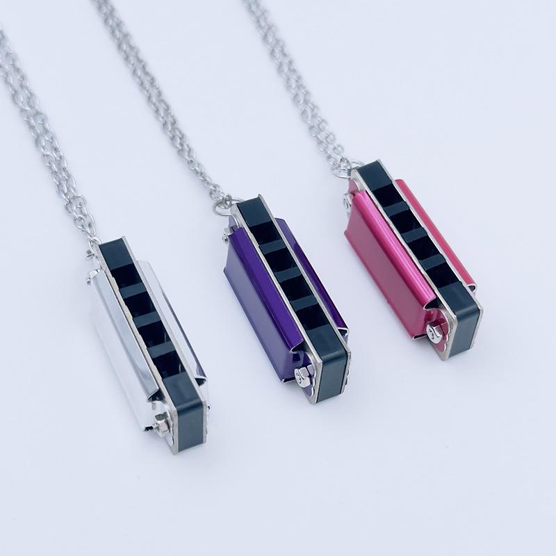 4-Hole 8-Tone Mini Necklace Harmonica - Entry-Level Musical Toy for Kids