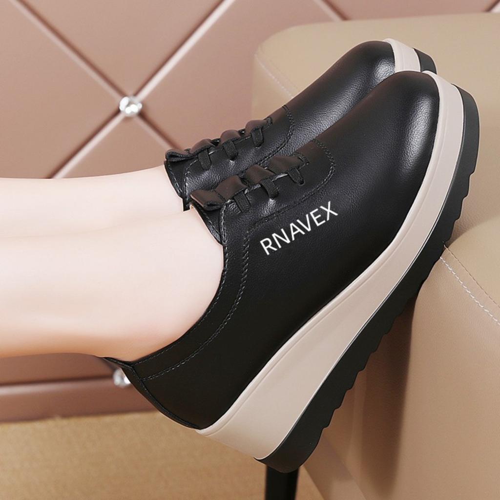 Thick Soled Sponge Cake Small Leather Shoes for Women, Low Top Shoes, Single Shoes, Fashionable Casual Shoes