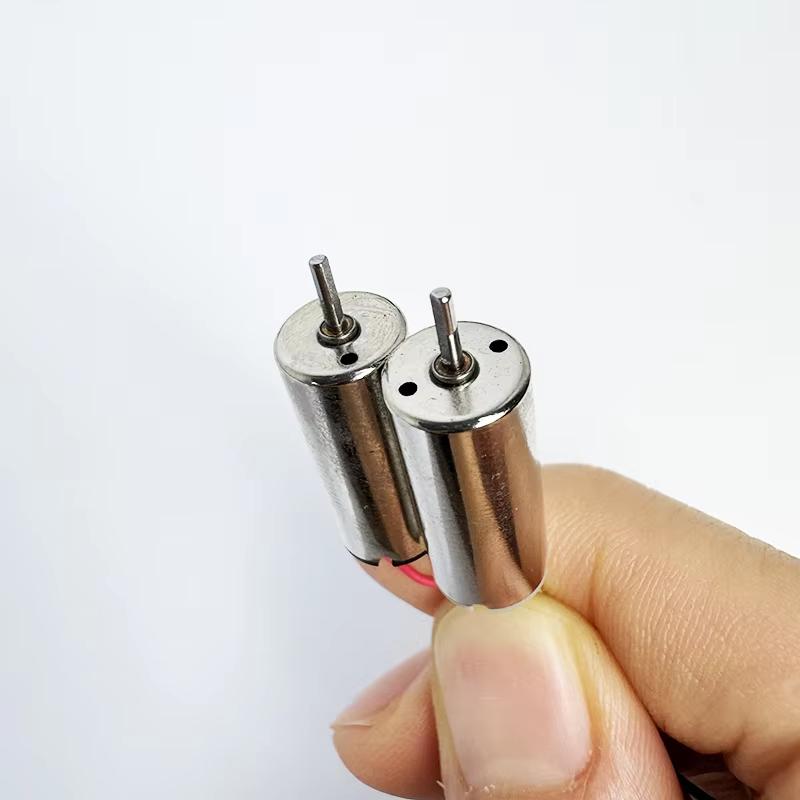 1Pcs 8.5mm * 20mm DC 3.7V 50000RPM High Speed 8.5mm*20mm 8520 CW+CCW Coreless Motor With Cooling Hole For RC Drone Quadcopter