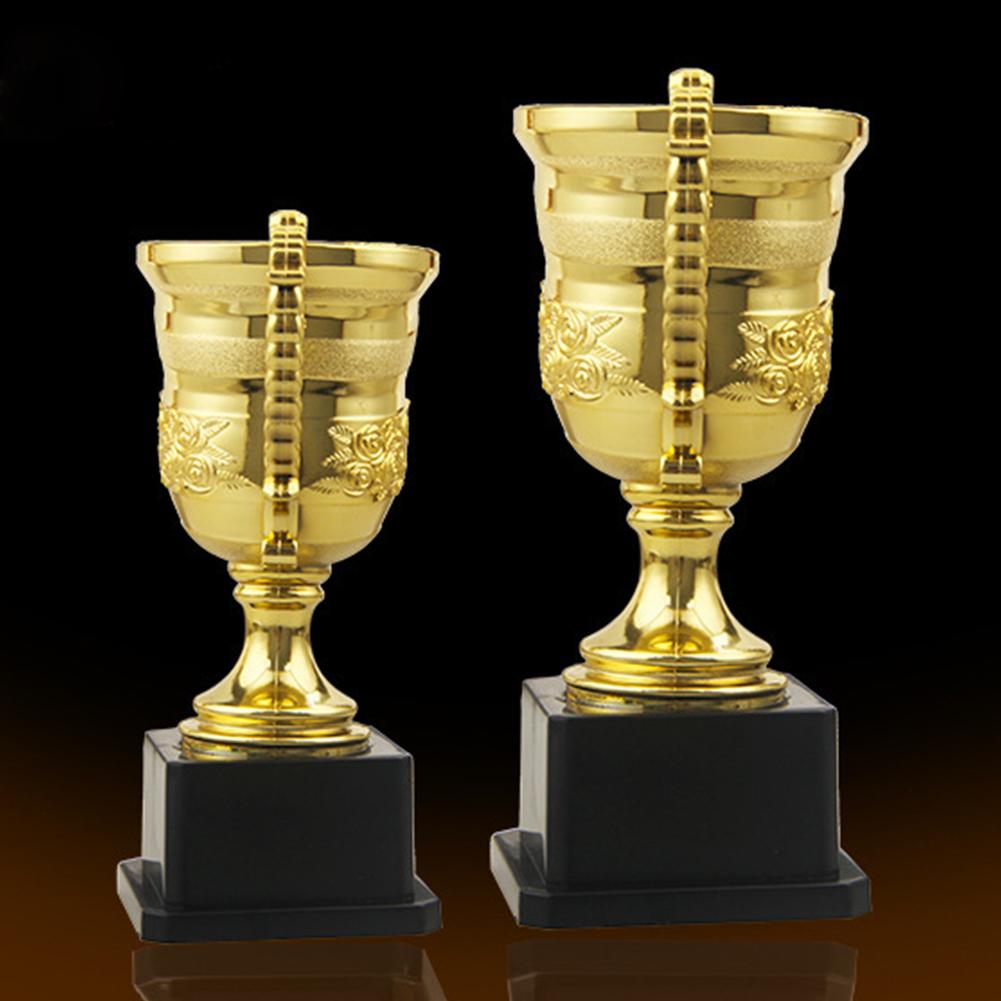 Goldene Trophäen, Preise, Klassenzimmer, Schule, Belohnungen, Kinder, Plastiktrophäen, Spielzeug für Kinder, Partygeschenke, Requisiten, Belohnungen, Gewinnpreise