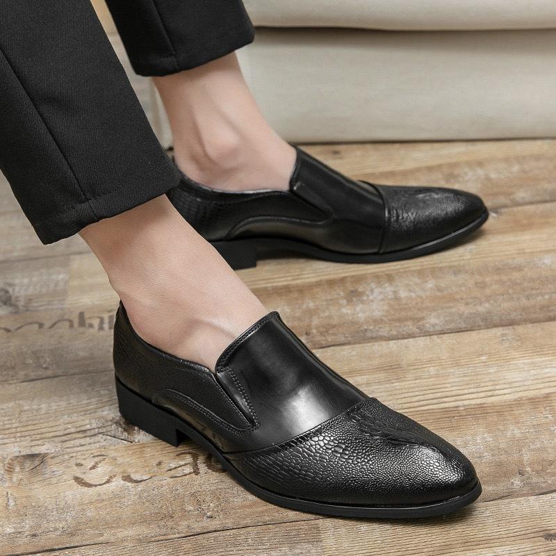 

Деловые кожаные туфли Brock кожаные туфли мужские универсальные корейские версии гравированные повседневные заостренные туфли для жениха свадебные мужские туфли 38 чёрный