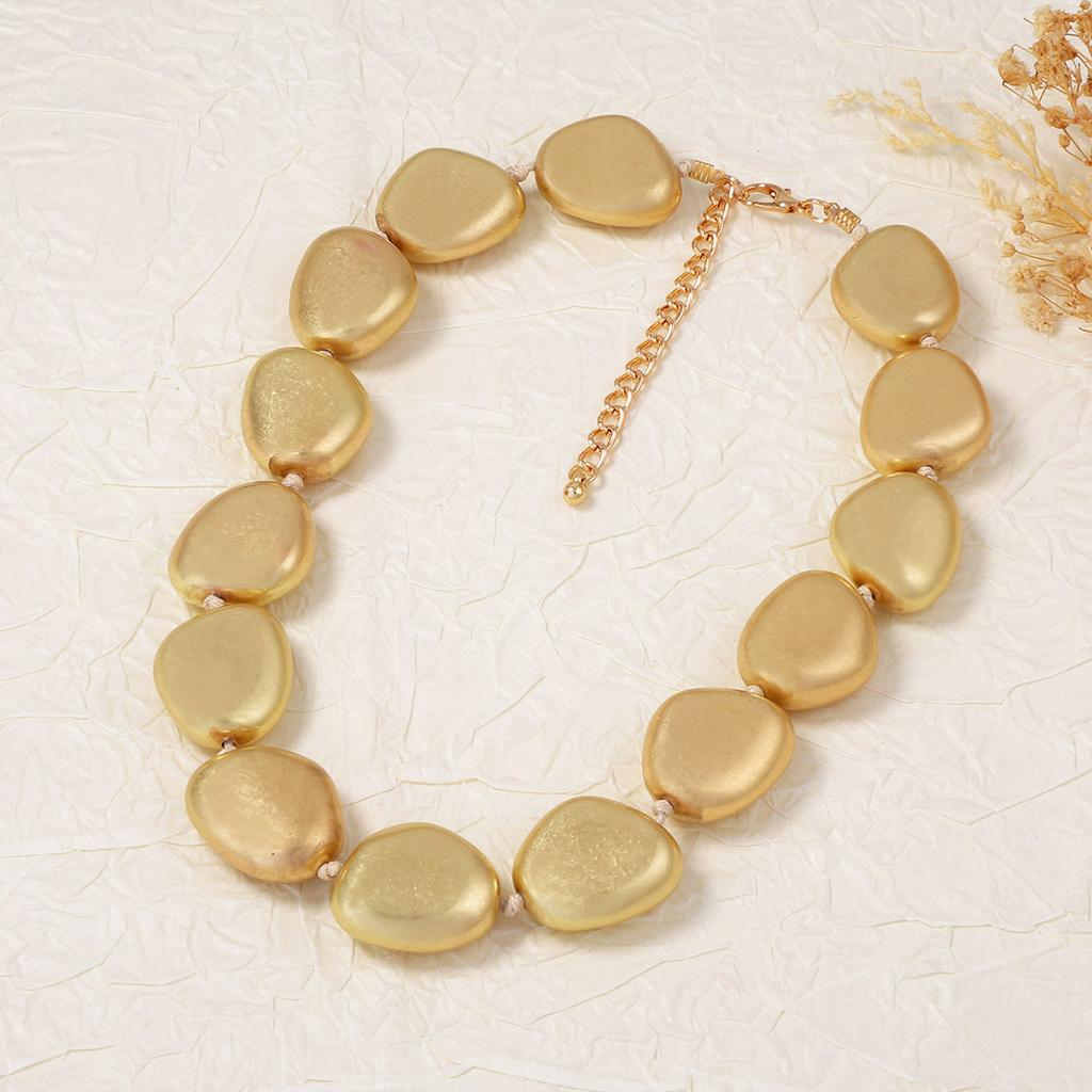 European American Light Luxury Simple Colorful Beaded Necklace High Grade Multi Layer Stackable Retro Literary Jewelry For Women