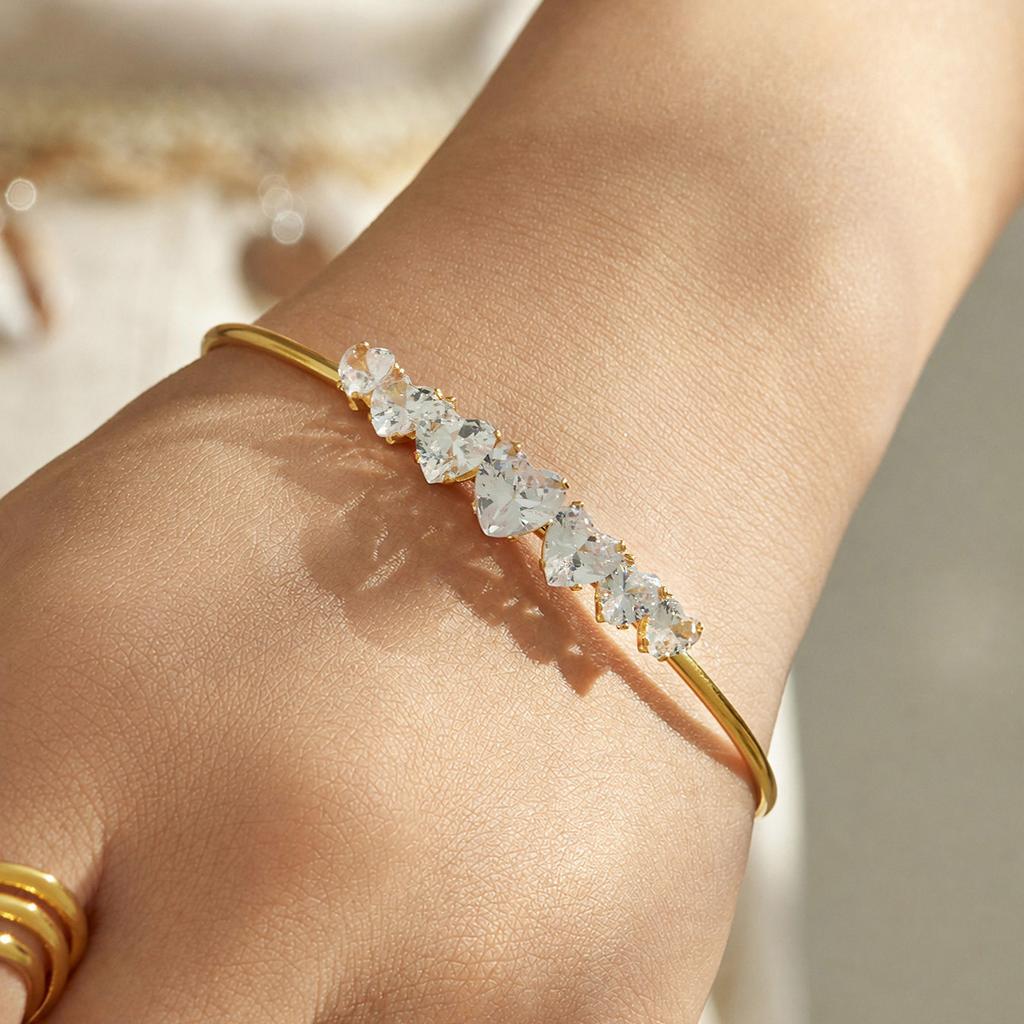 Classic Heart Zircon Cuff Bracelet for Women 18K Gold Plated Stainless Steel Open Bangle Simple Fashion Jewelry Gift