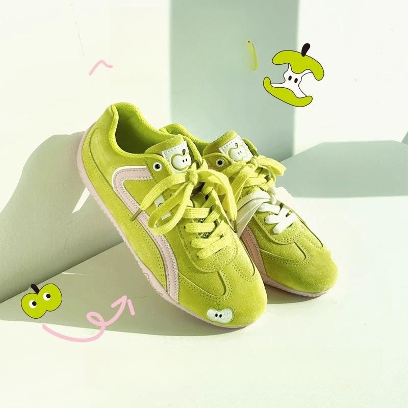 Red Apple Dexun Shoes Women's Autumn New Light Forrest Gump Shoes Versatile Sports and Leisure Board Shoes
