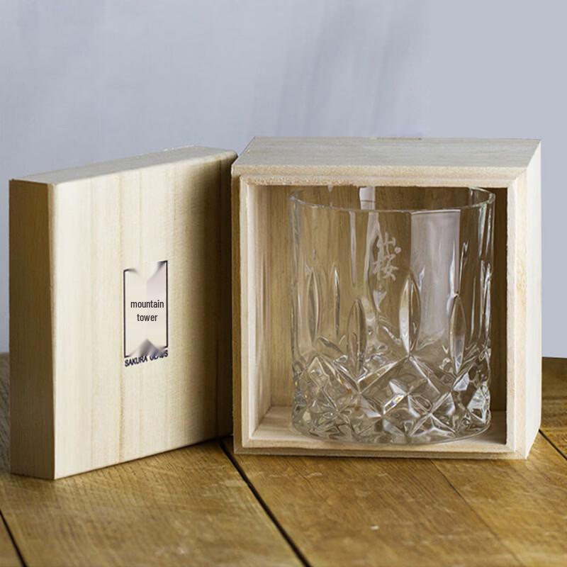 Edo Yamasakura Crystal Whiskey Glass