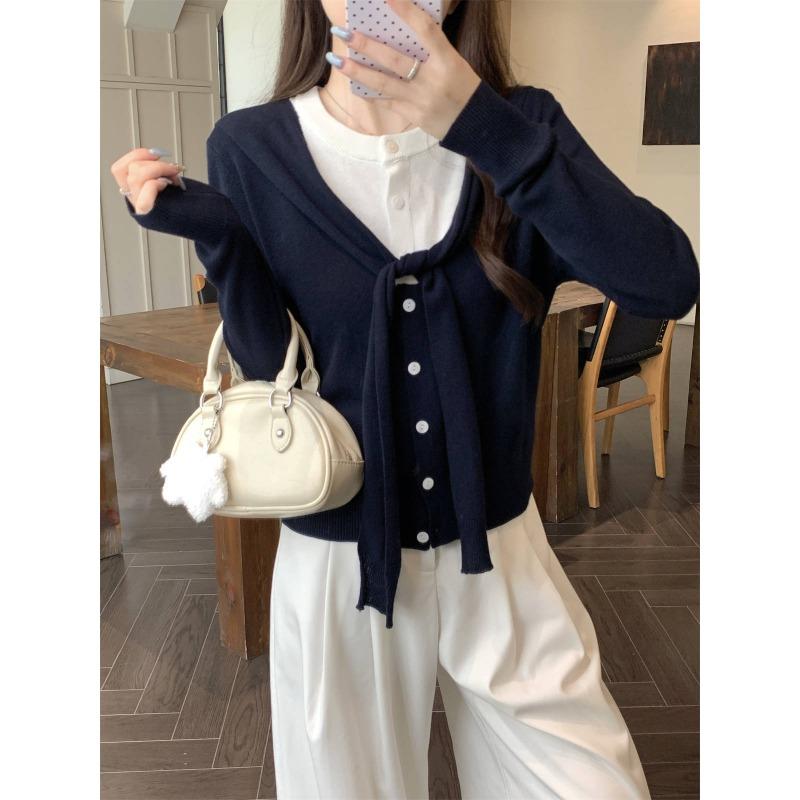 Contrasting color shawl knitted sweater jacket women's spring and autumn niche fake two tops button sweater cardigan