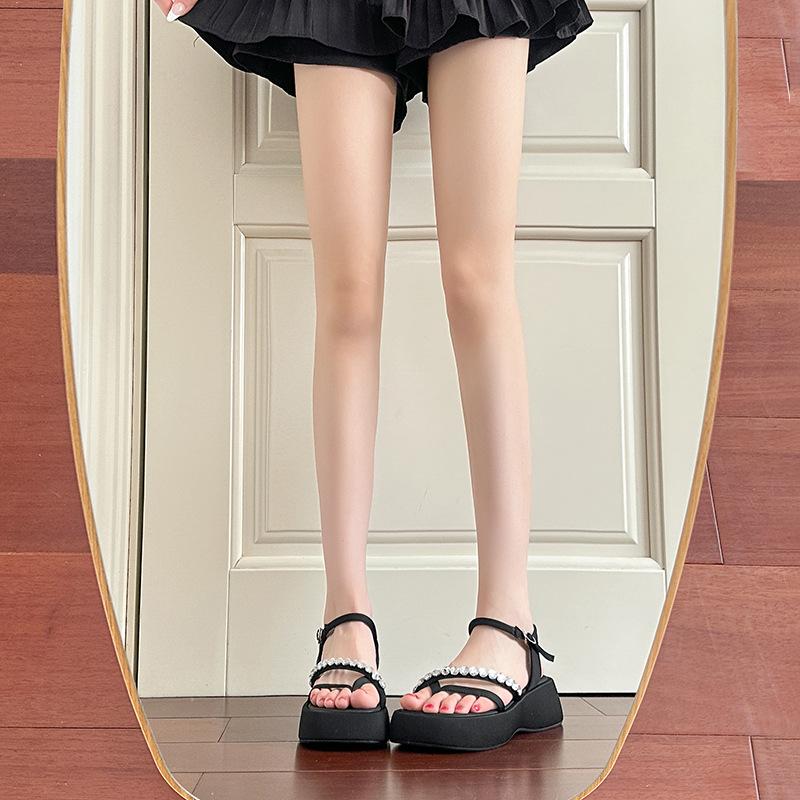 

Summer new thick-soled open-toed sandals women s heightening muffin bottom one-word buckle with toe cold slippers 39 чёрный