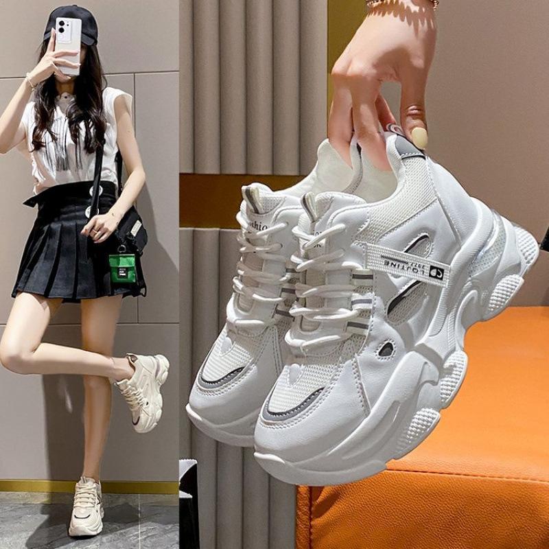 Mesh breathable thick-soled dad shoes 2025 new ins fashion inner height-increasing casual shoes Korean version of running sports shoes