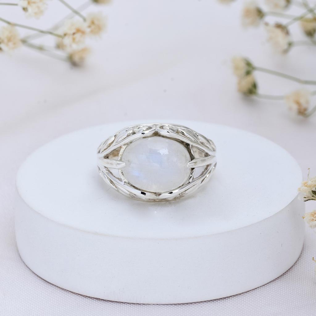 Срібне кільце з місячним каменем - унікальне кільце-смужка з натуральним райдужним місячним каменем, унікальне кільце для неї, кільце з натуральним дорогоцінним каменем, подарунок для неї