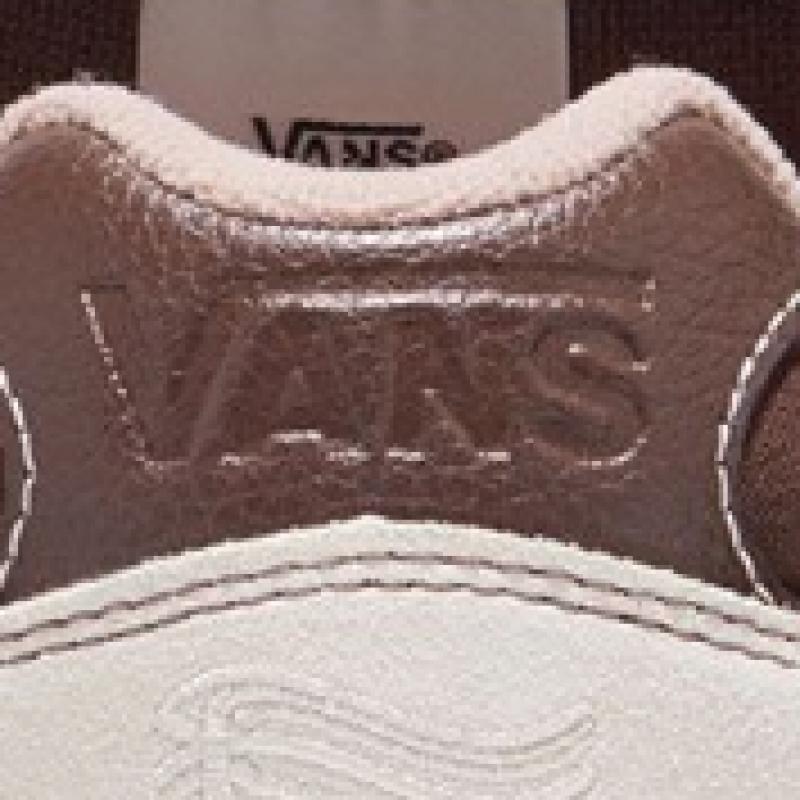 Vans Artist Collection Rareverse Chukka   Chocolate   Vn000sdneig1