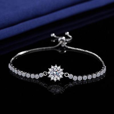 Japan Korea Moissanit Sonnenblumen Armband: Zwei-Karat-Diamantschmuck für Frauen
