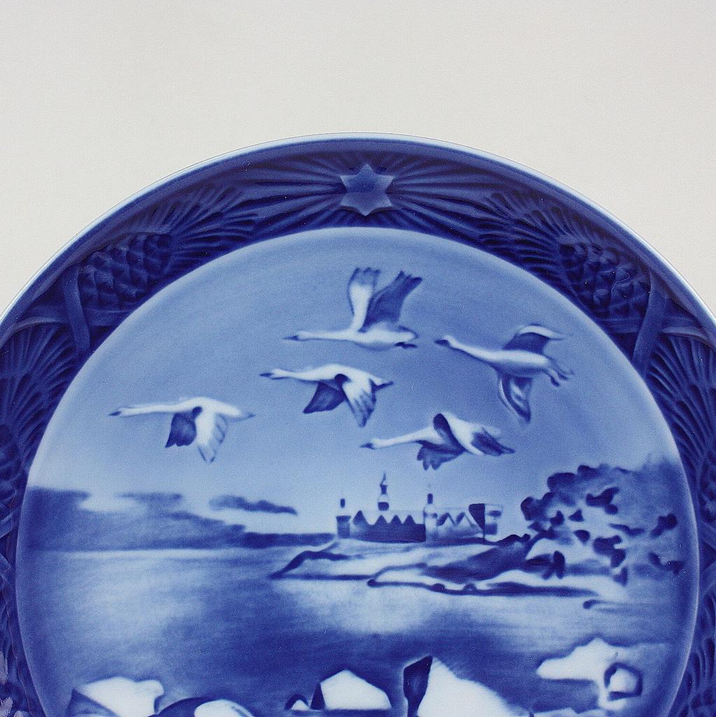 Royal Copenhagen 2006 Year Plate, Parallel Import