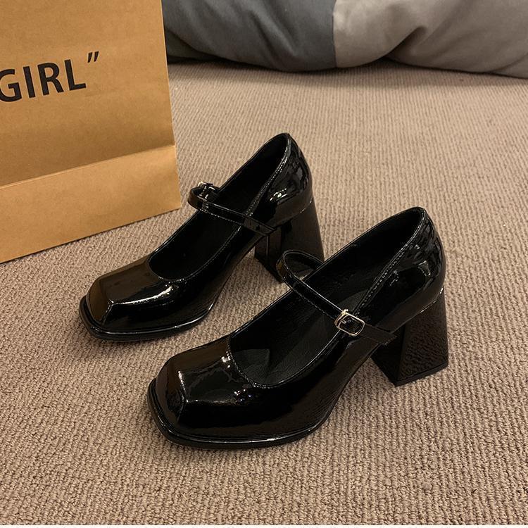 

Французские ретро черные туфли на высоком каблуке женские новое дизайнерское чувство нишевые с ремешком-пряжкой на толстом каблуке туфли Мэри Джейн 40 чёрный