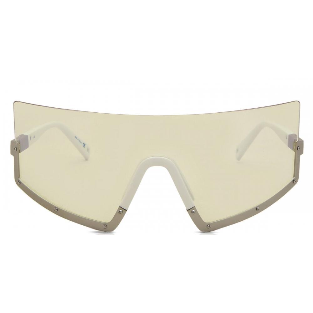 

Westward Leaning Stun 03 Unisex Sunglasses Silver/136