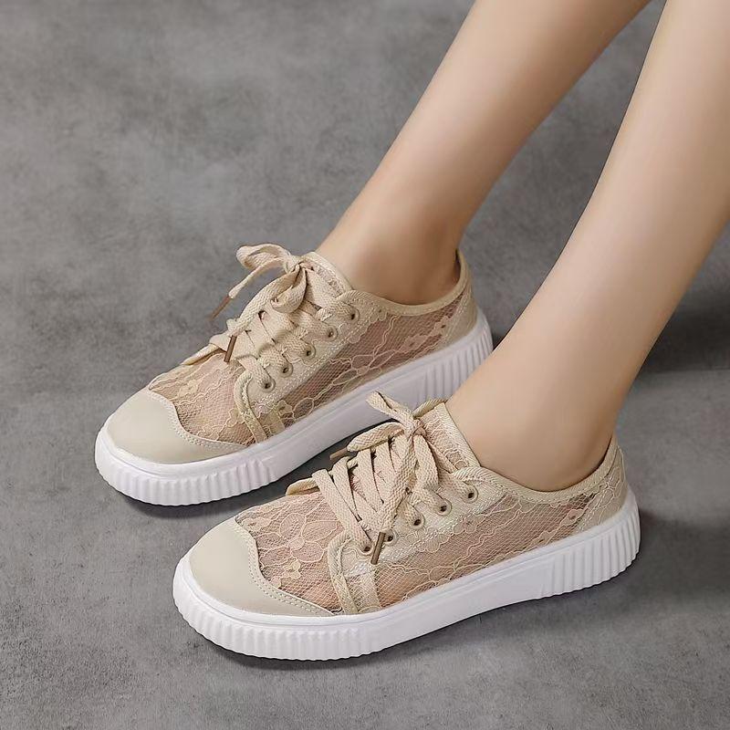 Woman's Summer New Lace Casual Sports Shoes Soft Sole Non Slip Round Toe Lace Up Breathable Casual Board Shoes Little White Shoe