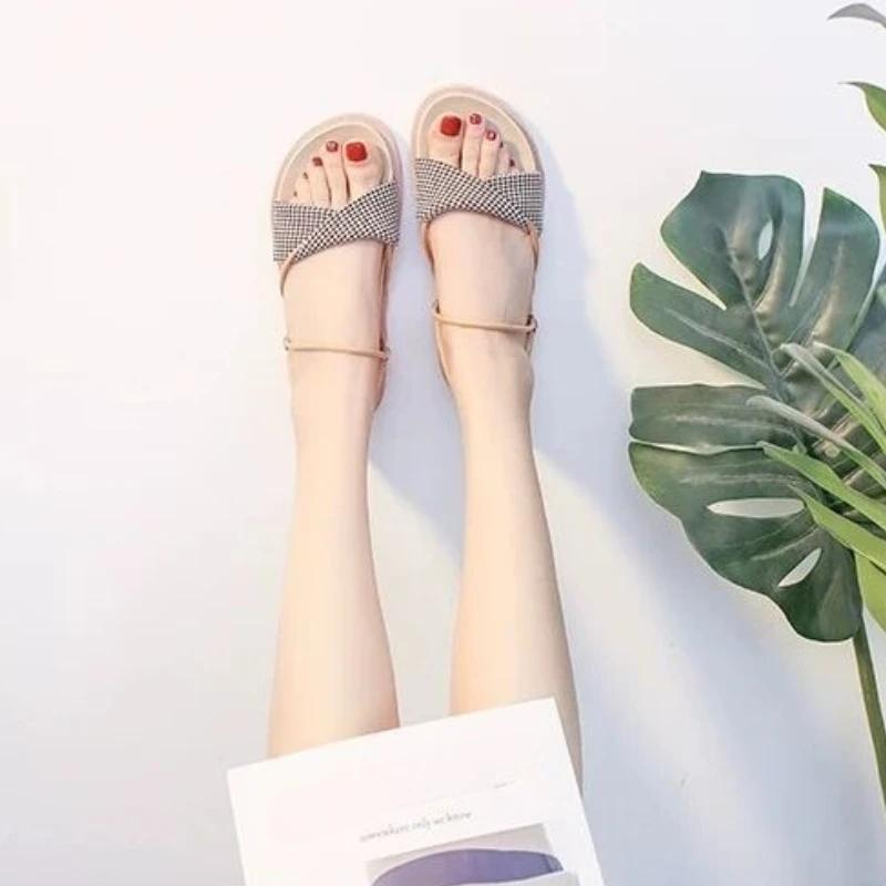 Fashion Open Toe Flat Rubber Woman Shoes Asian Size 2025 Trend Sandal Anti Slip Hot Designer Casual Shoe Original Pvc Sandals for Women