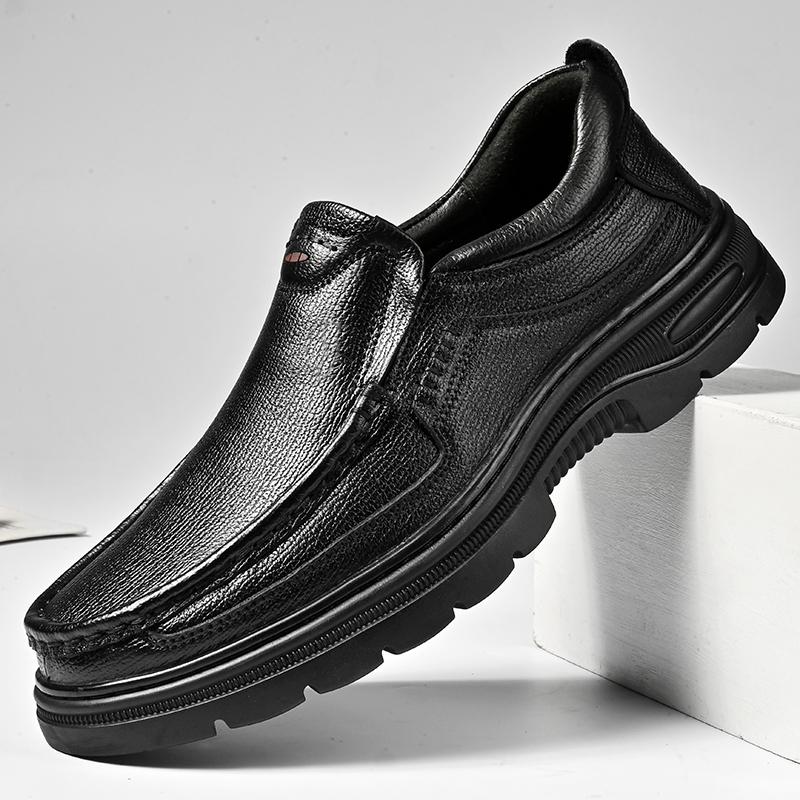 Handmade Leather Men Casual Shoes Soft Sole Comfortable Loafers for Men Fashionable Slip-on Driving Shoes Non-slip Business Shoe