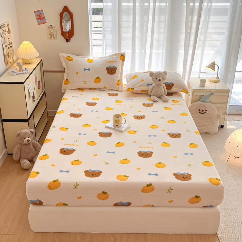 Cute Cartoon Bear Pattern Flannel Fitted Sheet Set Warm Breathable Super Soft Deep Pockets Mattress Cover for Kids Boys Girls