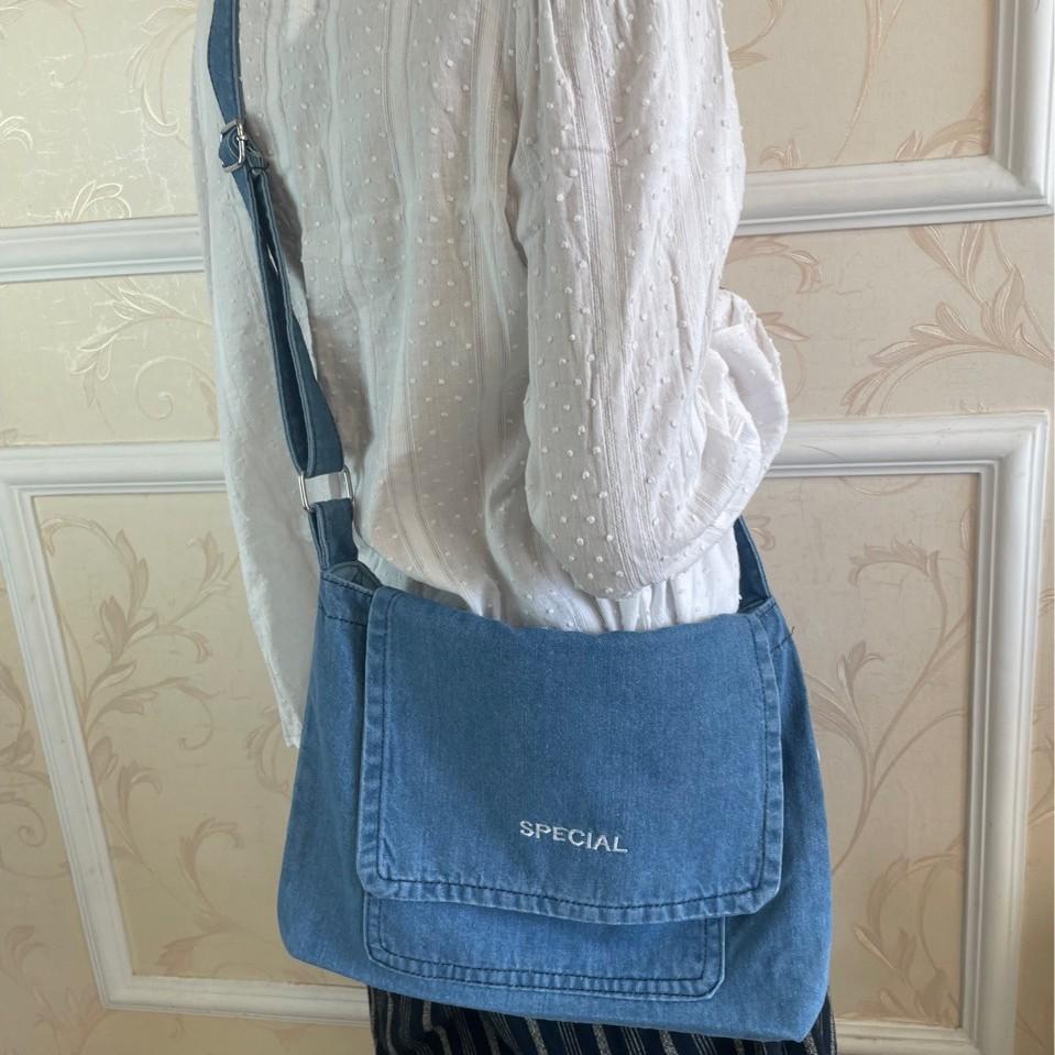 

Casual Denim Shoulder Bags for Women Large Capacity Men Adjustable Strap Messenger Bag Solid Color Unisex School Handbag Tote світло-синій колір
