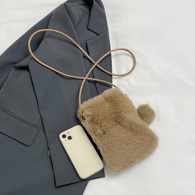 Yogodlns New Plush Shoulder Bag For Women, Mini Solid Color Plush Wallet, Cute And Versatile For Coins, Cell Phone Pouch