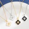 Collana placcata in rame a quadrifoglio: Alla moda, Versatile, Lusso Leggero, Sensazione di Alta Gamma, Lavorato con Precisione per Donne e Ragazze